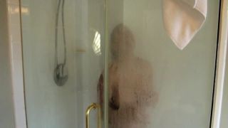 Stepdad and stepdaughter have crazy sex when no one is home