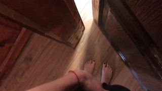 Jaw dropping curly bitch Playful Vixen goes solo to please her damp pussy