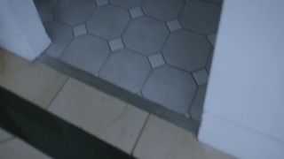 Divine blonde chick Stevie Shae offer rimjob to Chris Strokes